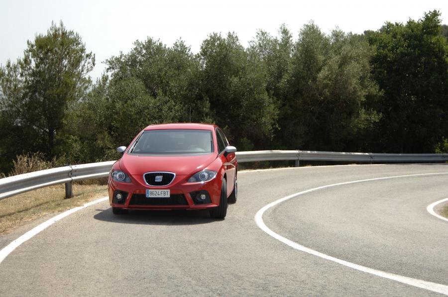  Seat Leon FR 2006 года  (фото 28 из 57)